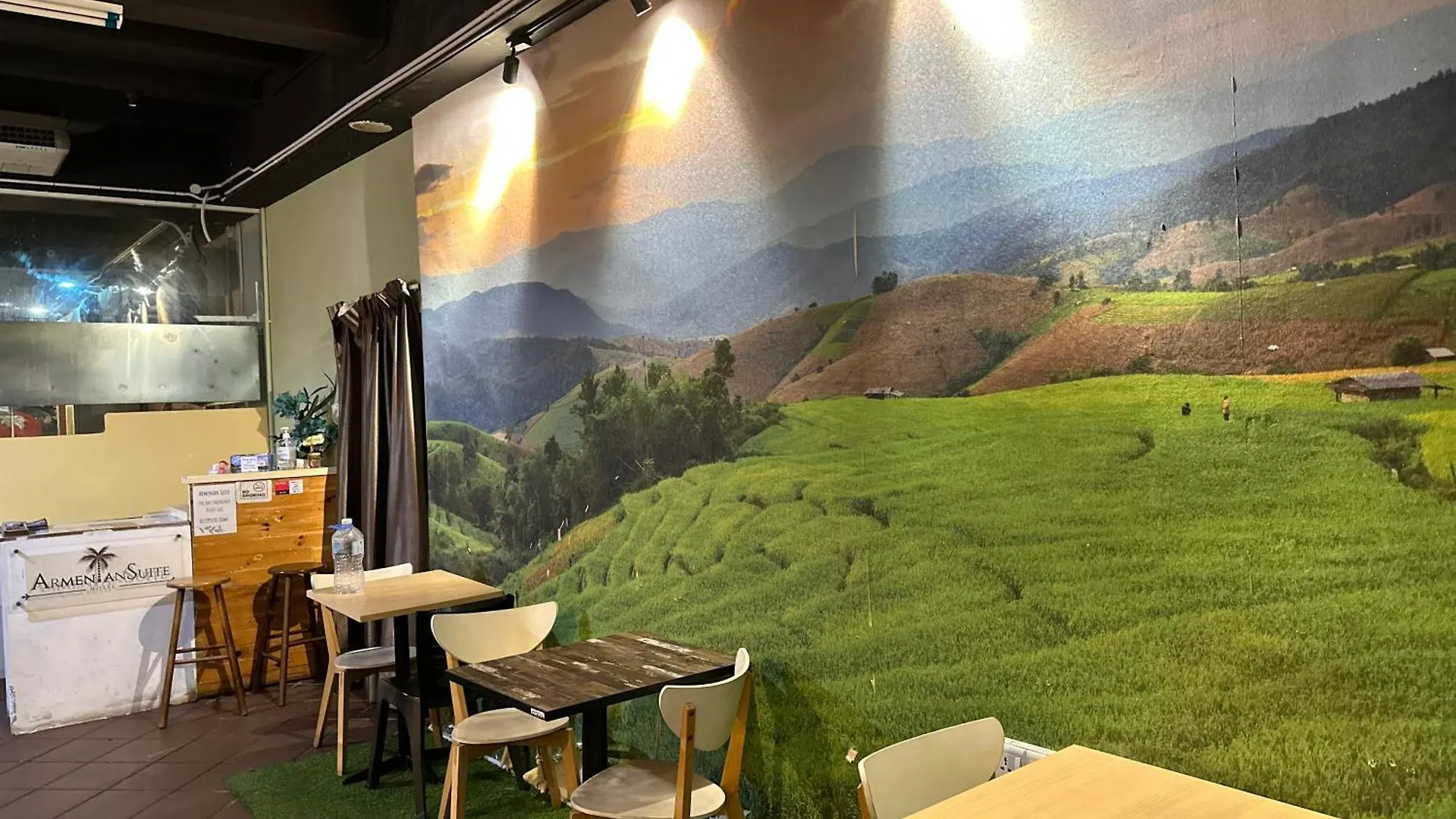 Armenian Suite Hotel location
