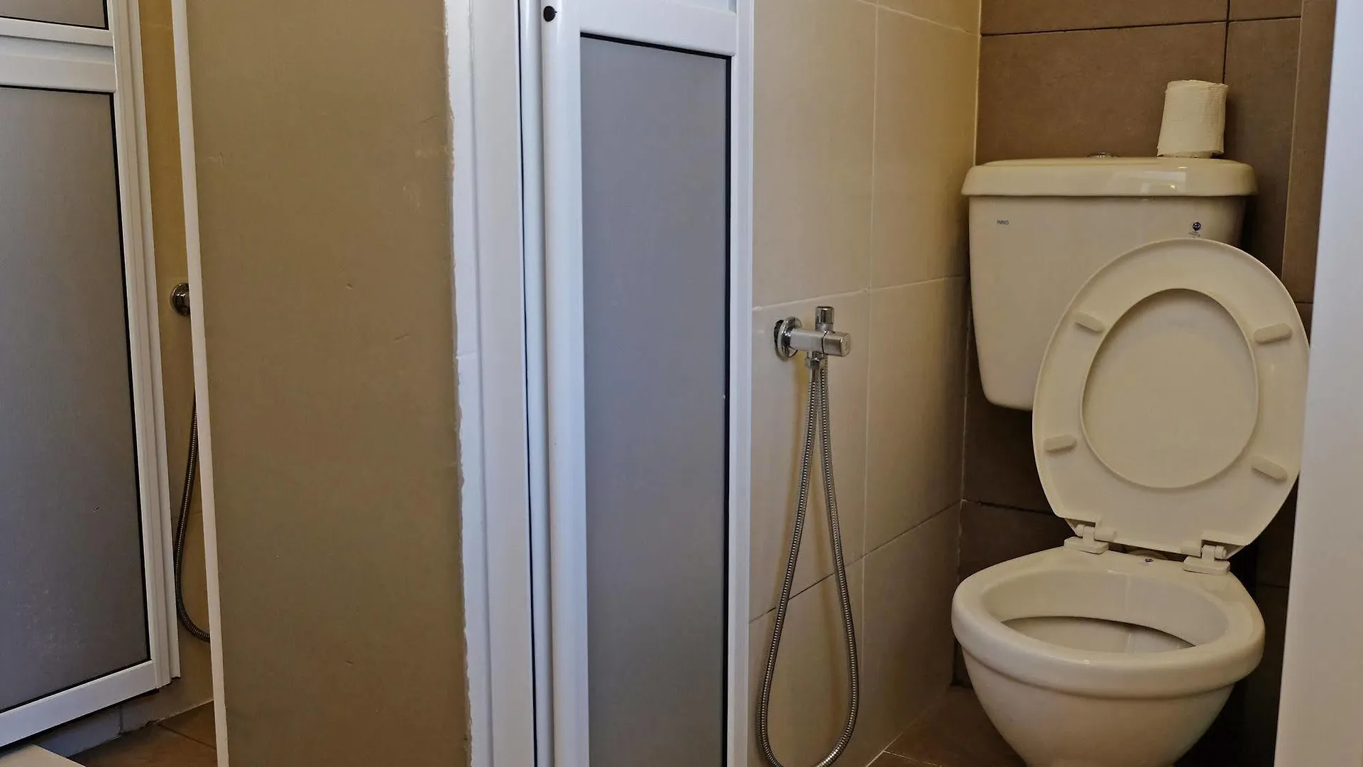 Armenian Suite Hotel George Town