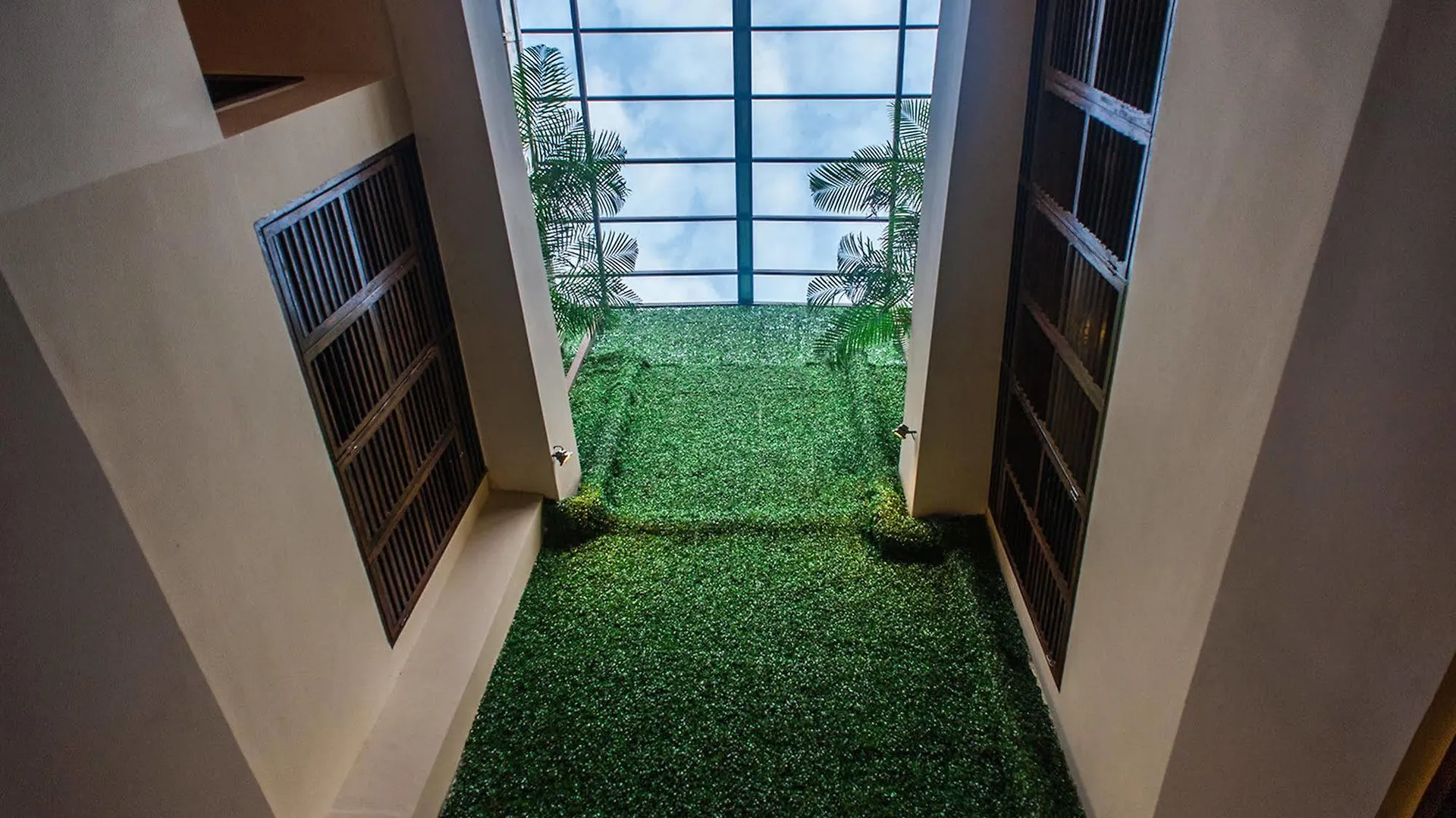 Armenian Suite Hotel George Town