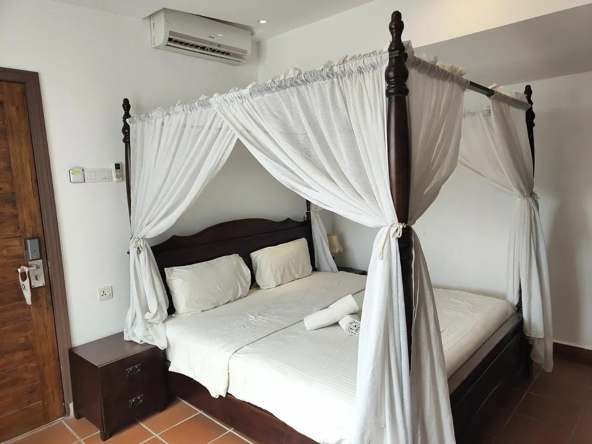 Armenian Suite Hotel George Town 2*,